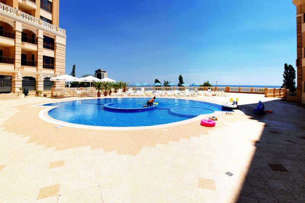 Psb Cabacum Beach Apartments Golden Sands Exterior photo